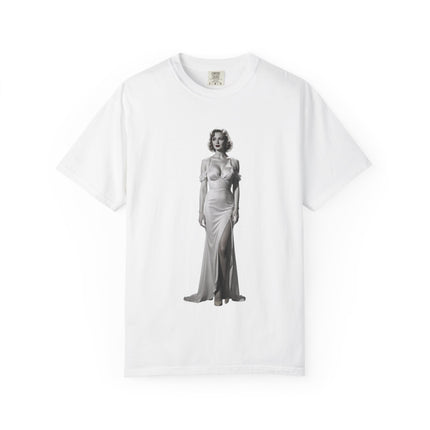 Glamour T-Shirt, Retro Fashion Tee, Stylish Casual Wear, Gift for Her, Trendy T-Shirt for Events , Retro T-shirt