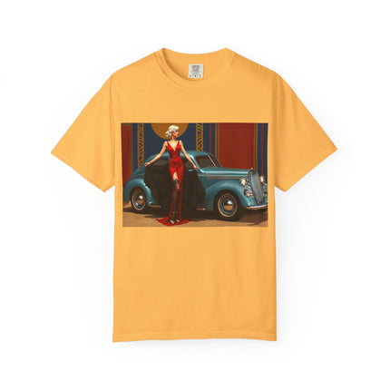 Glamour T-Shirt for Her, Retro Fashion Tee, Stylish Casual Wear, Gift for Her, Trendy T-Shirt for Events